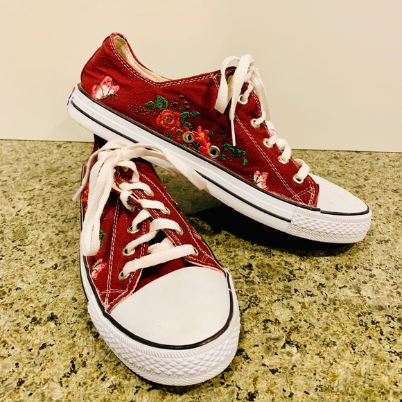 embroidered floral platform chuck taylor all star